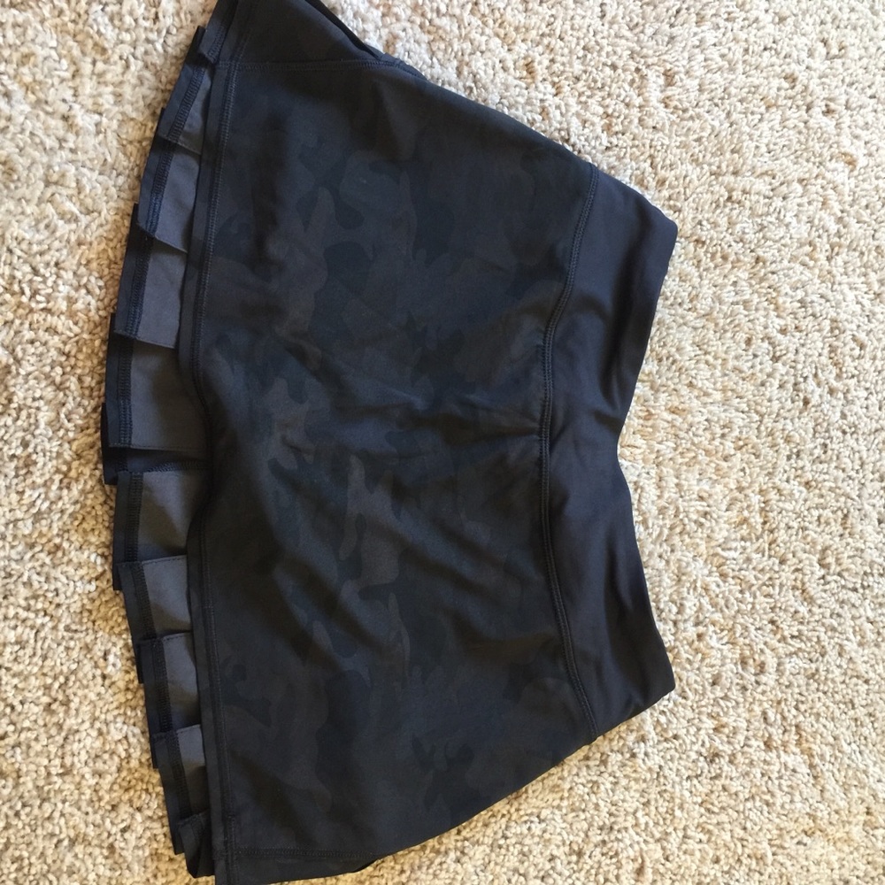 Lululemon skirt